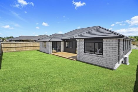 Photo of property in 14 Maggie Place, Chartwell, Hamilton, 3210