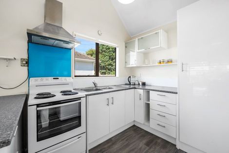 Photo of property in 6 Nihoriki Street, Koutu, Rotorua, 3010