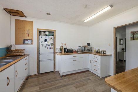 Photo of property in 21 Molesworth Street, Taita, Lower Hutt, 5011