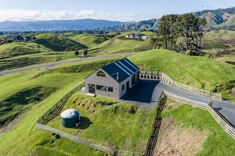 Photo of property in 155 Derham Road, Te Horo, Otaki, 5581