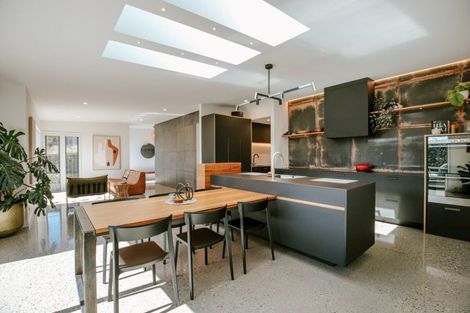 Photo of property in 9 Matipo Street, Wanaka, 9305