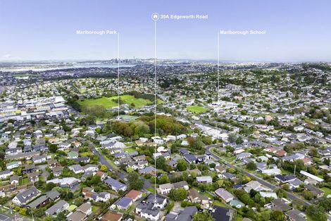 Photo of property in 39a Edgeworth Road, Glenfield, Auckland, 0629