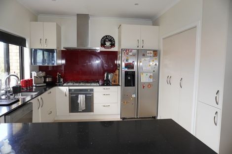 Photo of property in 20 Eastwood Rise, Browns Bay, Auckland, 0630