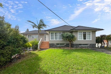 Photo of property in 1/56 Manuka Road, Glenfield, Auckland, 0629