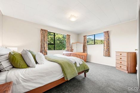 Photo of property in 127 Gemstone Drive, Birchville, Upper Hutt, 5018