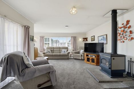 Photo of property in 15 Caxton Street, Onekawa, Napier, 4110