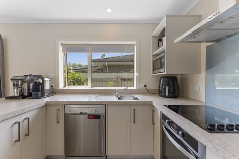 Photo of property in 23 Bowen Street, Woodville, 4920