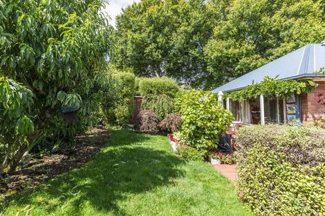 Photo of property in 19 Bowenvale Avenue, Cashmere, Christchurch, 8022