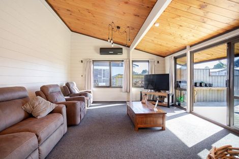 Photo of property in 51 Guy Street, Dannevirke, 4930