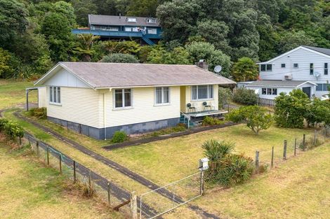 Photo of property in 410 Thames Coast Sh25 Road, Te Puru, Thames, 3575