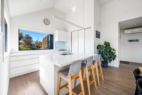 Photo of property in 10 Matheson Crescent, Albert Town, Wanaka, 9305