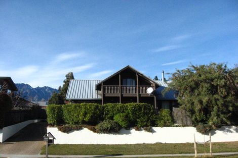 Photo of property in 15 Oregon Drive, Kelvin Heights, Queenstown, 9300