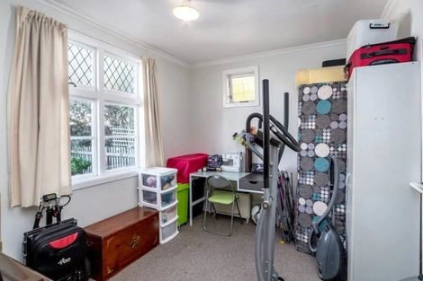 Photo of property in 102 Villa Street, Masterton, 5810