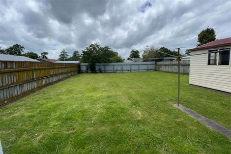 Photo of property in 37 Monowai Place, Westbrook, Palmerston North, 4412