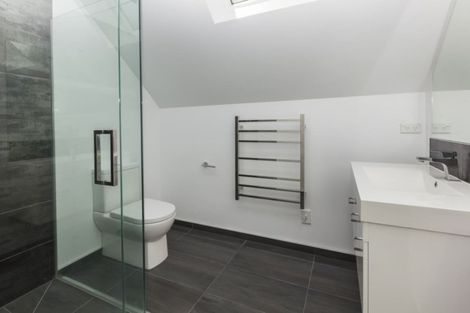 Photo of property in 4/237 Armagh Street, Christchurch Central, Christchurch, 8011