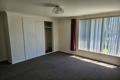 Photo of property in 4 Oakland Street, Northcote, Christchurch, 8052