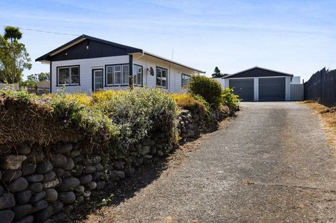 Photo of property in 35 Gladstone Street, Hawera, 4610