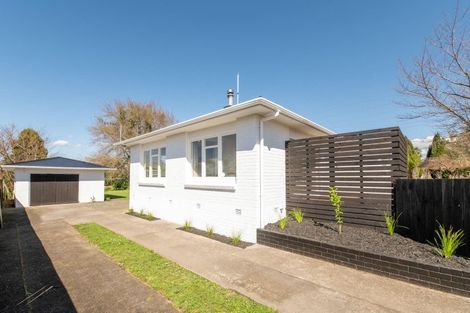 Photo of property in 8 Fairview Road, Western Heights, Rotorua, 3015