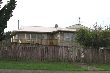Photo of property in 3 Taitapu Street, Massey, Auckland, 0614
