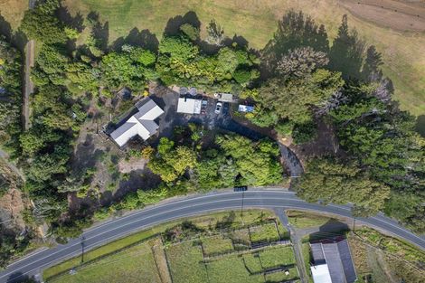Photo of property in 1688 South Head Road, South Head, Helensville, 0874