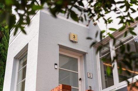 Photo of property in 3/64 Victoria Road, Devonport, Auckland, 0624