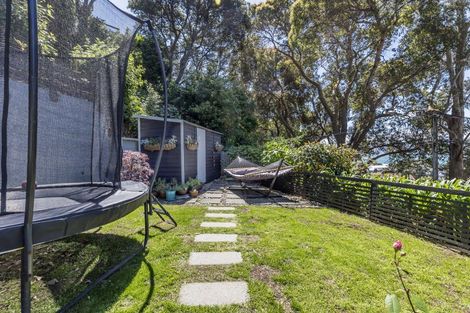 Photo of property in 96 Tio Tio Road, Seatoun, Wellington, 6022