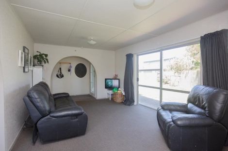 Photo of property in 23 Berkley Avenue, Hillcrest, Hamilton, 3216