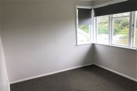Photo of property in 16 Durham Street, Cannons Creek, Porirua, 5024