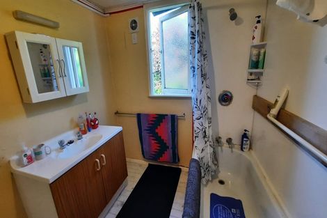 Photo of property in 43 Cromer Street, Balclutha, 9230