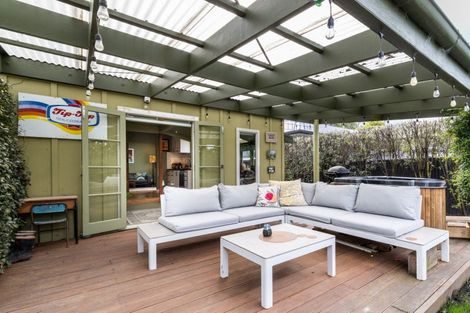 Photo of property in 4 Kuku Street, Te Awanga, 4102