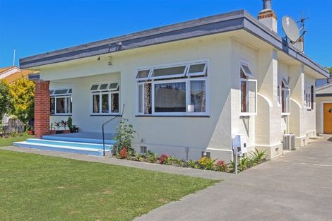 Photo of property in 810 Saint Aubyn Street West, Saint Leonards, Hastings, 4120