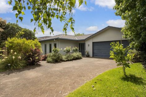 Photo of property in 62 Links View Drive, Omokoroa, 3114