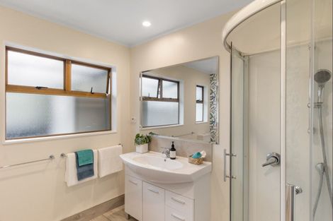 Photo of property in 11 Matipo Street, Levin, 5510