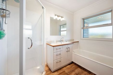 Photo of property in 9 Great West Road, Matipo Heights, Rotorua, 3015