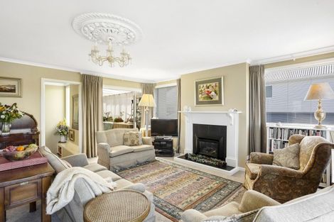 Photo of property in 6 Bruce Street, Roslyn, Dunedin, 9011