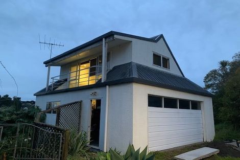 Photo of property in 31 Eastglen Road, Glen Eden, Auckland, 0602