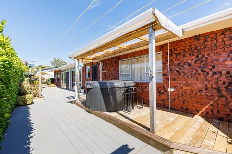 Photo of property in 16 Leon Place, Waitara, 4320