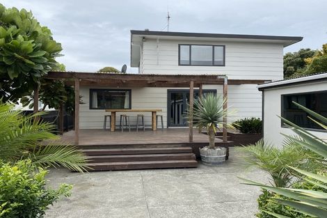 Photo of property in 280 Clifton Road, Te Awanga, 4102