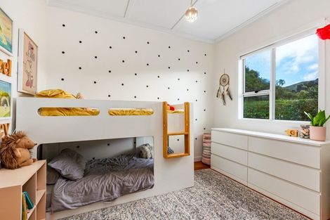 Photo of property in 15 Foster Crescent, Belmont, Lower Hutt, 5010