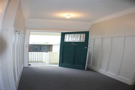 Photo of property in 107 Elizabeth Street, Mount Victoria, Wellington, 6011
