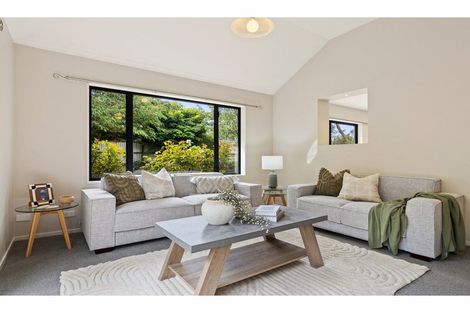 Photo of property in 17 Sutton Place, Dallington, Christchurch, 8061