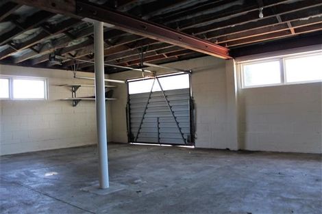 Photo of property in 37 Lynmore Drive, Hillpark, Auckland, 2102