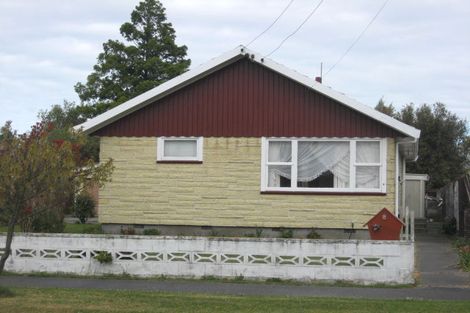 Photo of property in 8 Colesbury Street, Bishopdale, Christchurch, 8053