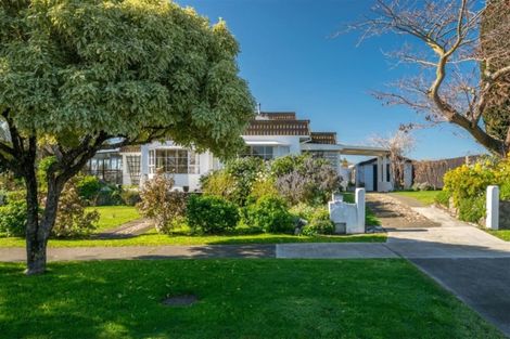 Photo of property in 11 Holdaway Street, Riversdale, Blenheim, 7201