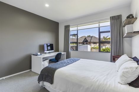Photo of property in 23 Saint Maroun Rise, The Gardens, Auckland, 2105