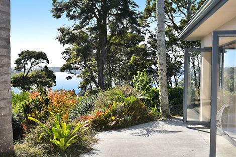 Photo of property in 5 Glance Street, Sandspit, Warkworth, 0982