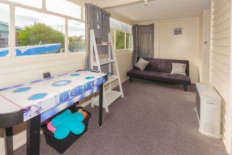Photo of property in 35 Hei Hei Road, Hei Hei, Christchurch, 8042