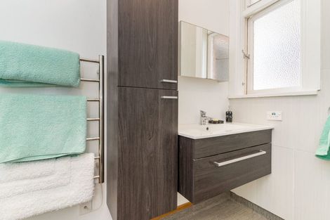 Photo of property in 16 Braeside, Kinmont Park, Mosgiel, 9024