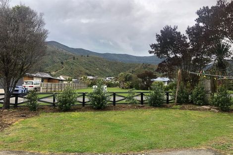 Photo of property in 44 Beach Road, Waikawa, Picton, 7220