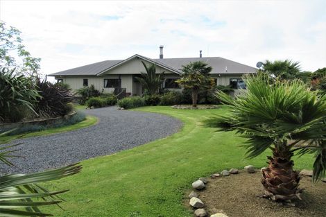 Photo of property in 207 Takapu Road, Manakau, Levin, 5573